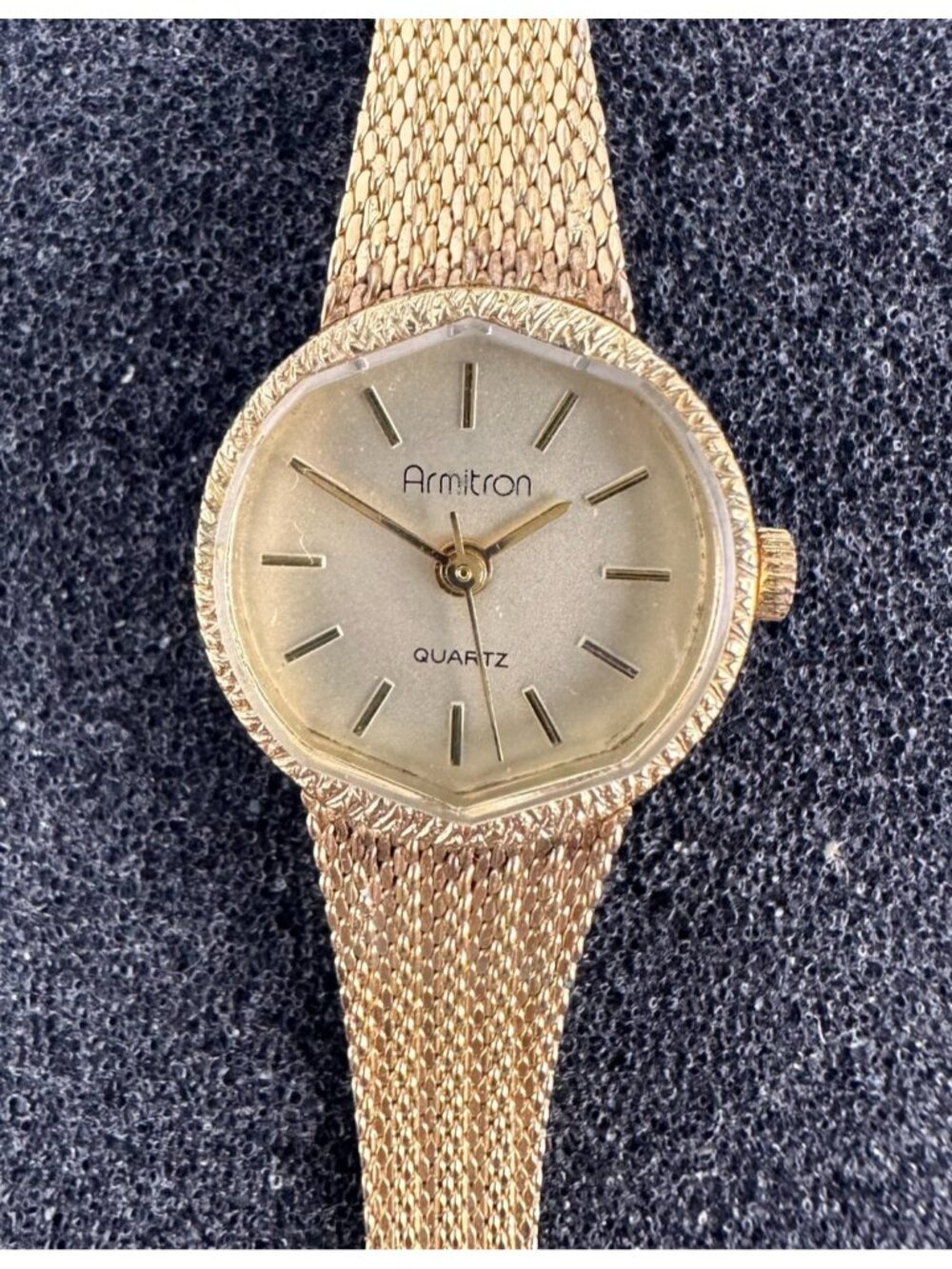 Vintage Armitron Watch Women Gold Tone Small Dial 17MM New Battery 7.5 Inch